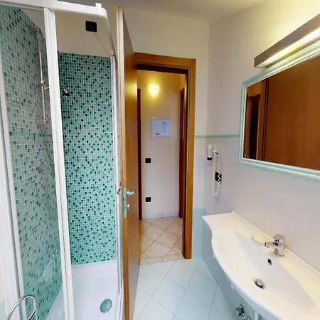 Relaxed Coastal In Pietra Ligure *