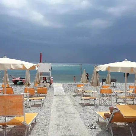 Relaxed Coastal In Pietra Ligure