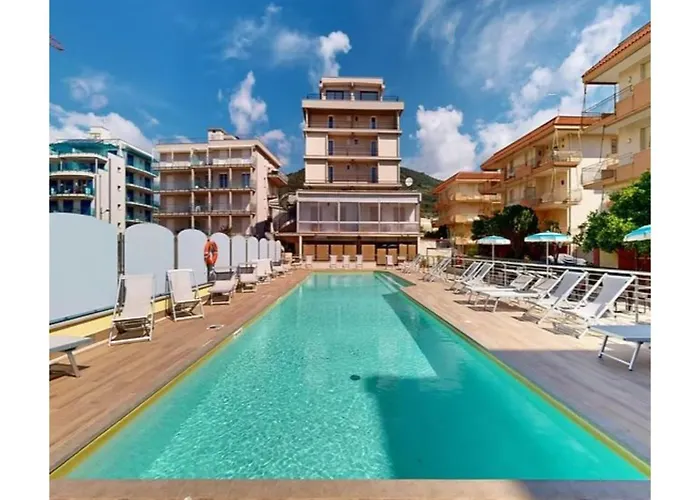 Relaxed Coastal In Pietra Ligure * Pietra Ligure