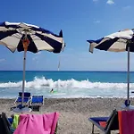 Lejlighed Relaxed Coastal In *